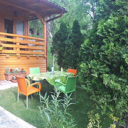 Obiteljski Apartman Borovi Visoko Exterior foto