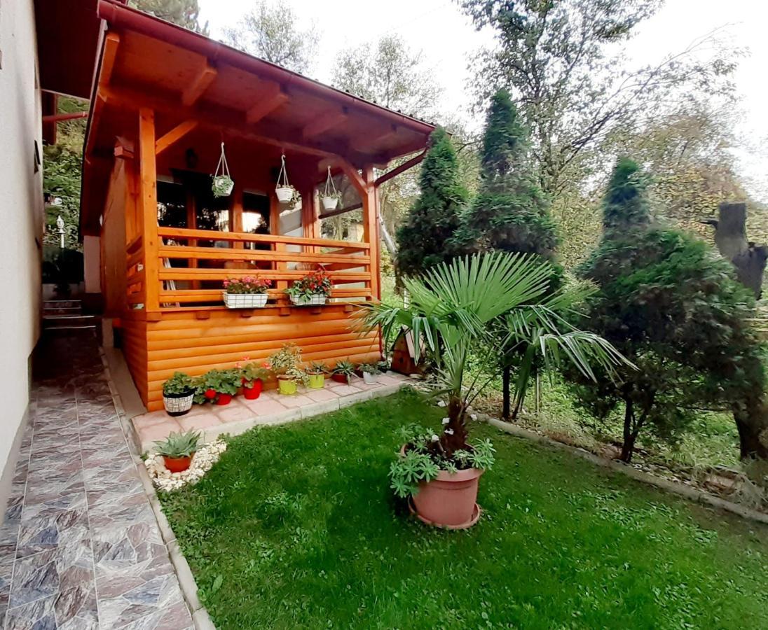 Obiteljski Apartman Borovi Visoko Exterior foto
